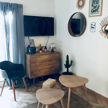 Magnifique Petit Cocon Bord De *