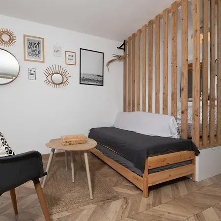 Magnifique Petit Cocon Bord De *